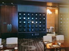 -东西风牛排馆周末烧烤自助(首都机场希尔顿店)