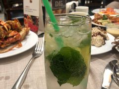 -东方红海鲜百汇(国际大厦店)