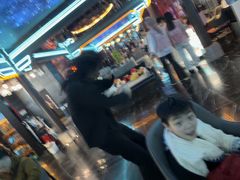 -屋有岛沉浸游戏旗舰店(中山公园店)