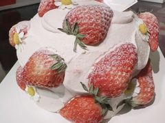 -花花卷卷·鲜食蛋糕(泉屋店)