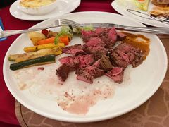 香煎菲力牛排配黑椒汁-红房子西菜馆(淮海中路店)
