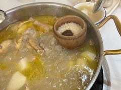 -朴小妹人参鸡汤火锅(长白山万达店)
