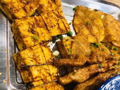 -江城燕子大排档(江汉路步行街店)