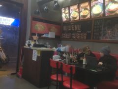 -丽影重庆小面(定西路店)
