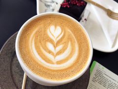 柠绿卡布奇诺-UNI UNI(环亚凯瑟琳店)