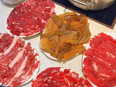 毛肚和牛腩-黑山牛肉汤火锅(花城汇店)