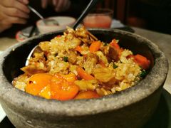 当红小炒肉石锅饭-新白鹿餐厅(金鹰新街口店)