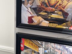 -小杨生煎(黄河路美食休闲街店)