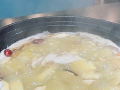 -野菌皇海景野生菌火锅(滨海大道店)