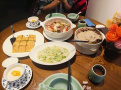 -粗茶淡饭·隐庐私厨(东亭店)