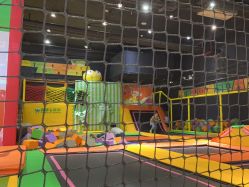 -蹦蹦跳跳(新奥购物中心店)