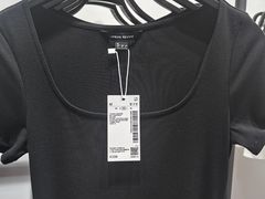 -URBAN REVIVO(上海中庚漫游城店)