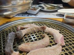 -唯成•韩国炭火烤肉 유성고기