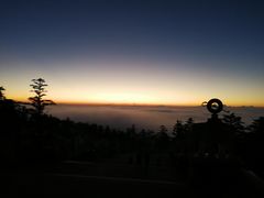 -峨嵋山金顶