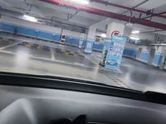 -巴黎春天-停车场(成山店)