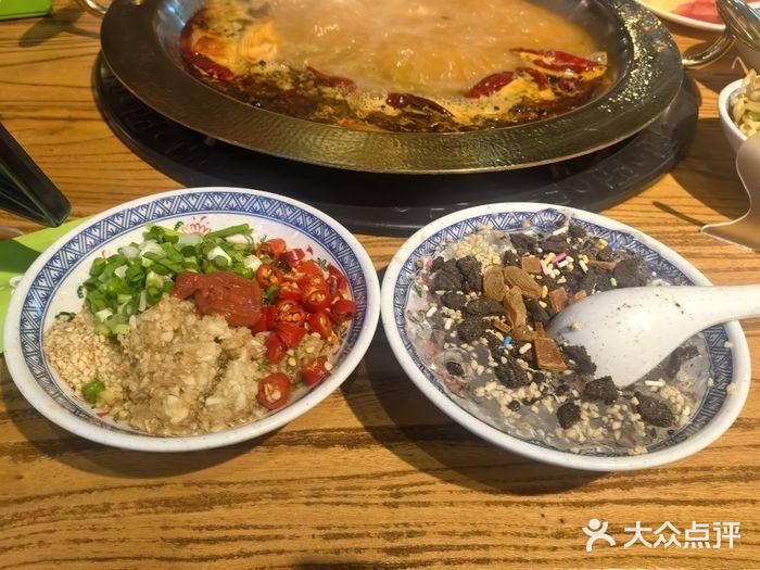 人均一百，性价比很高，连吃一周不嫌多