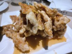 -老码头黑皮肘子锅包肉(赣水路店)