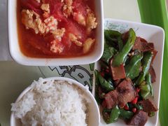 -老乡鸡(武汉中南梅苑小区地铁站店)