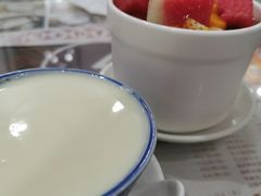 香滑凤凰奶-周大娘牛乳(旧寨古村总店)