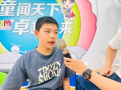 -蓝话筒·少儿成人演讲口才·主持朗诵·戏剧表演(大华第一坊店)