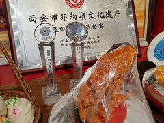 -蓝田九大碗民俗食府(蓝田店)