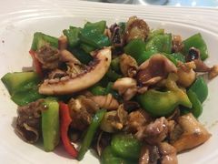 -赶海部落海鲜城(海阳路店)