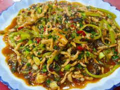 鱼香肉丝-邱二餐馆