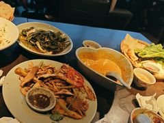 -大头虾越式风味餐厅(光明广场店)