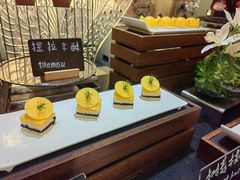 -亮马河饭店翠雅咖啡厅