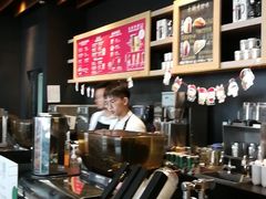 -星巴克(广州南站A18检票口楼上)