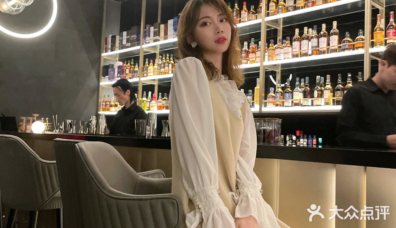 魔都新店｜小众又高级的氛围感whisky吧🥂慵懒入夜