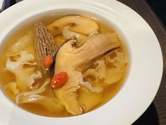 泉水鲜菌汤-拾久(朝阳公园店)