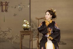 点击看大图 -盘子女人坊古装写真摄影(南京总店)