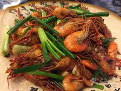 葱爆河虾-75幢私房菜馆