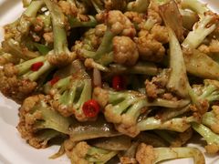 -小船渔村•大连菜•大连焖鱼(黄河路店)