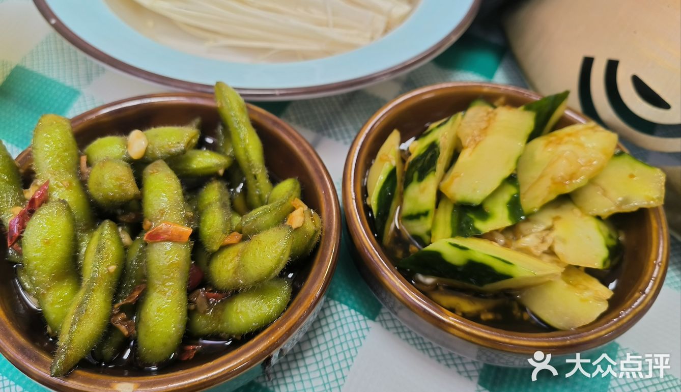 刚发现一家宝藏美食店