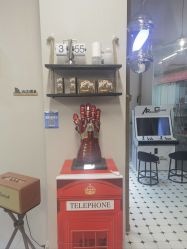 -老男孩男士理容馆·理发·烫染·修面