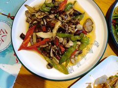 -民食香·腊排骨野生菌美食(木府店)