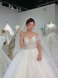 -欣薇婚纱(新源乐汇城店)
