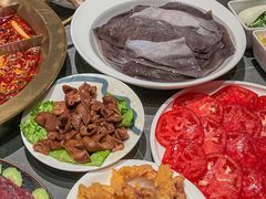 -洪焱重庆老火锅(万福花园店)