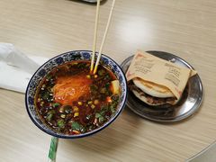 普通腊汁肉夹馍-樊记腊汁肉(竹笆市总店)