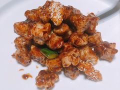 桃仁鸡丁，-旺顺阁鱼头泡饼(常营店)