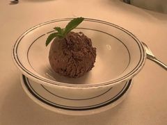 -Wolfgang’s Steakhouse 沃夫冈牛排馆(上海白玉兰广场店)