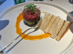 牛肉塔塔配牛油果黑橄榄酱-Solo(衡山路店)