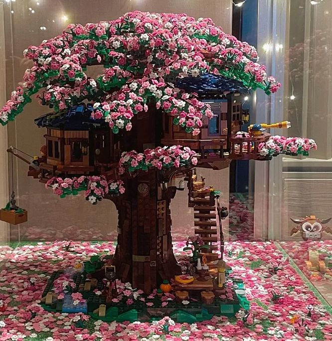 绝美的乐高樱花树屋积木玩具