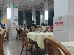 大堂-标记美食新鲜猪杂(兴南大道店)