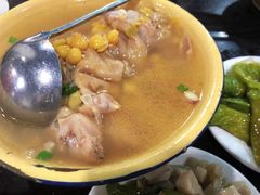 蹄花汤-梯坎豆花