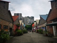 -黄桷坪涂鸦艺术街
