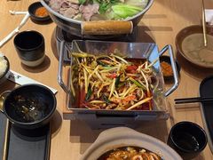 -川堂风·跷脚牛肉·乐山爆炒(宝山日月光店)