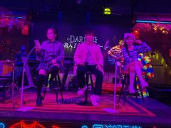 -喜鹊音乐酒馆(西街店)